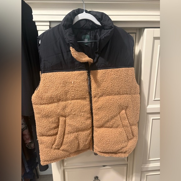 wild fable Jackets & Blazers - Women’s Wild Fable Vest